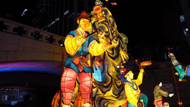 Seoul in One Day: Hidden Gems, Must-Try Eats & Magical Lights 🌟