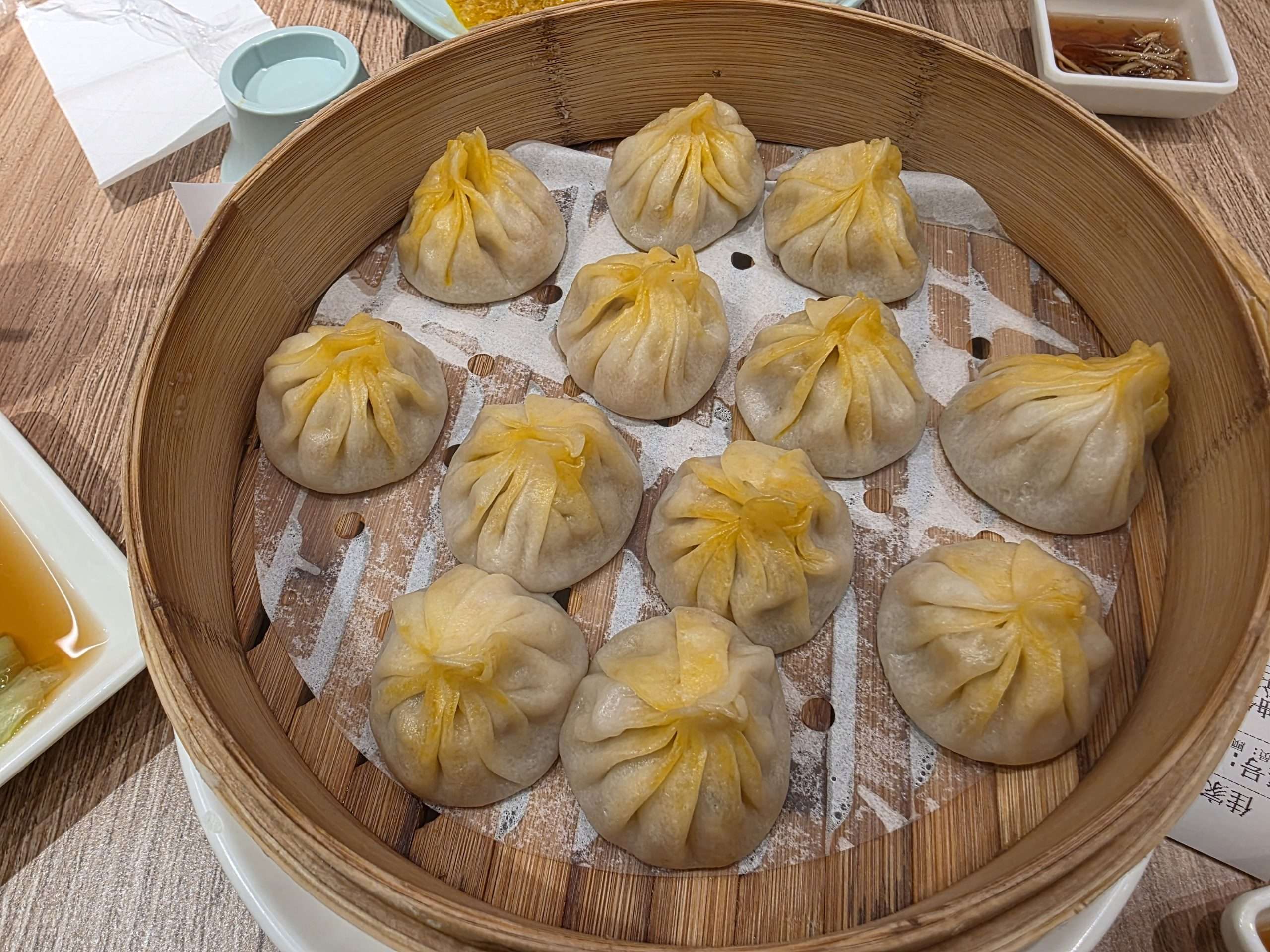 Jia Jia Tang Bao crab and meat xiaolongbao bamboo steamer Shanghai