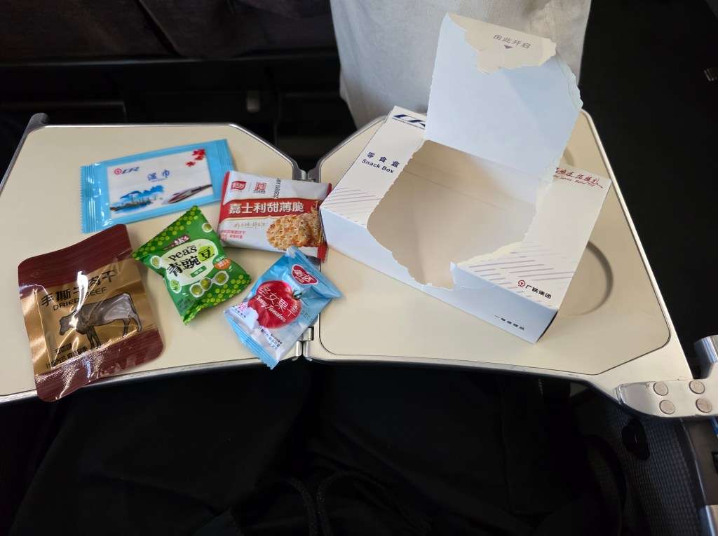 First class complimentary snack box on China high speed rail