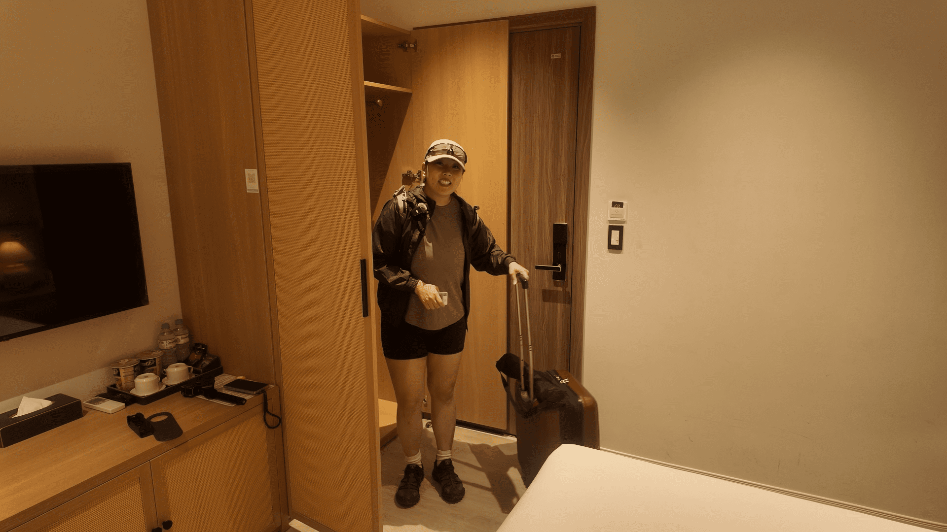 Green Bay Hotel Ninh Binh Vietnam room review 2 days itinerary