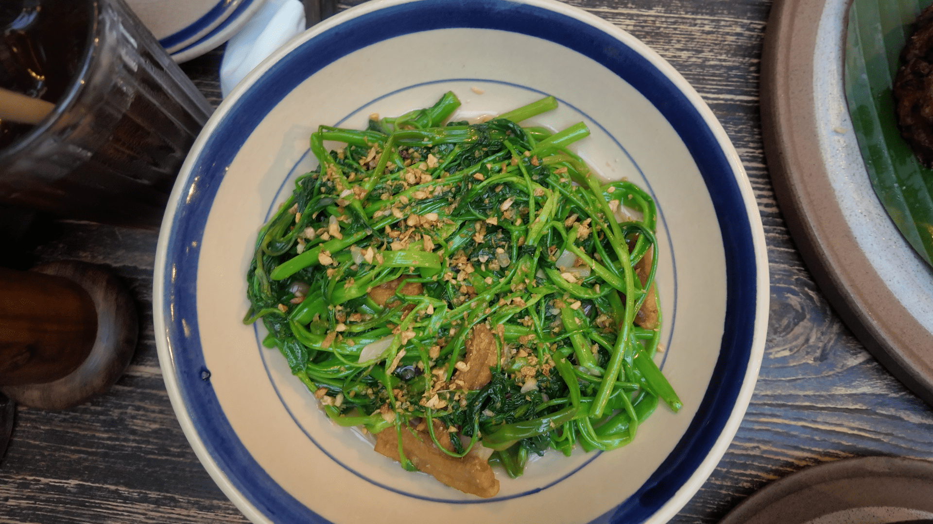 Vietnamese ham periwinkle snails rice paper Tam Vi