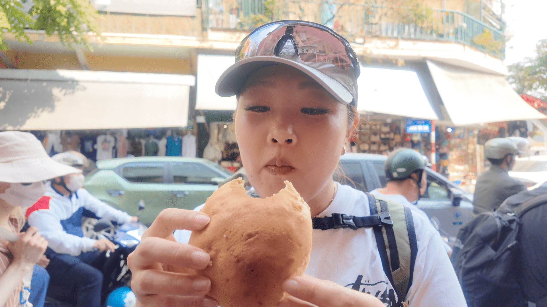 Salted egg snack hot fryer Hanoi