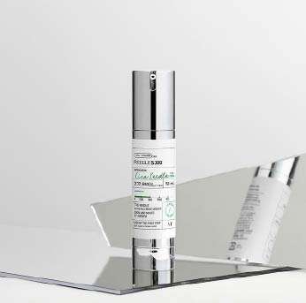 VT Reedle Shot 300 Korean skincare treatment