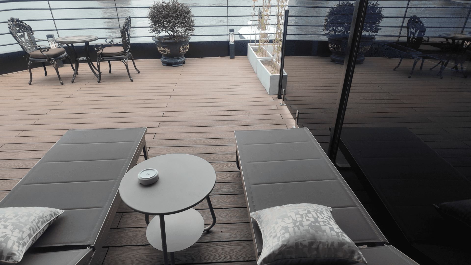Diana cruise private wrap-around balcony Lan Ha Bay Vietnam