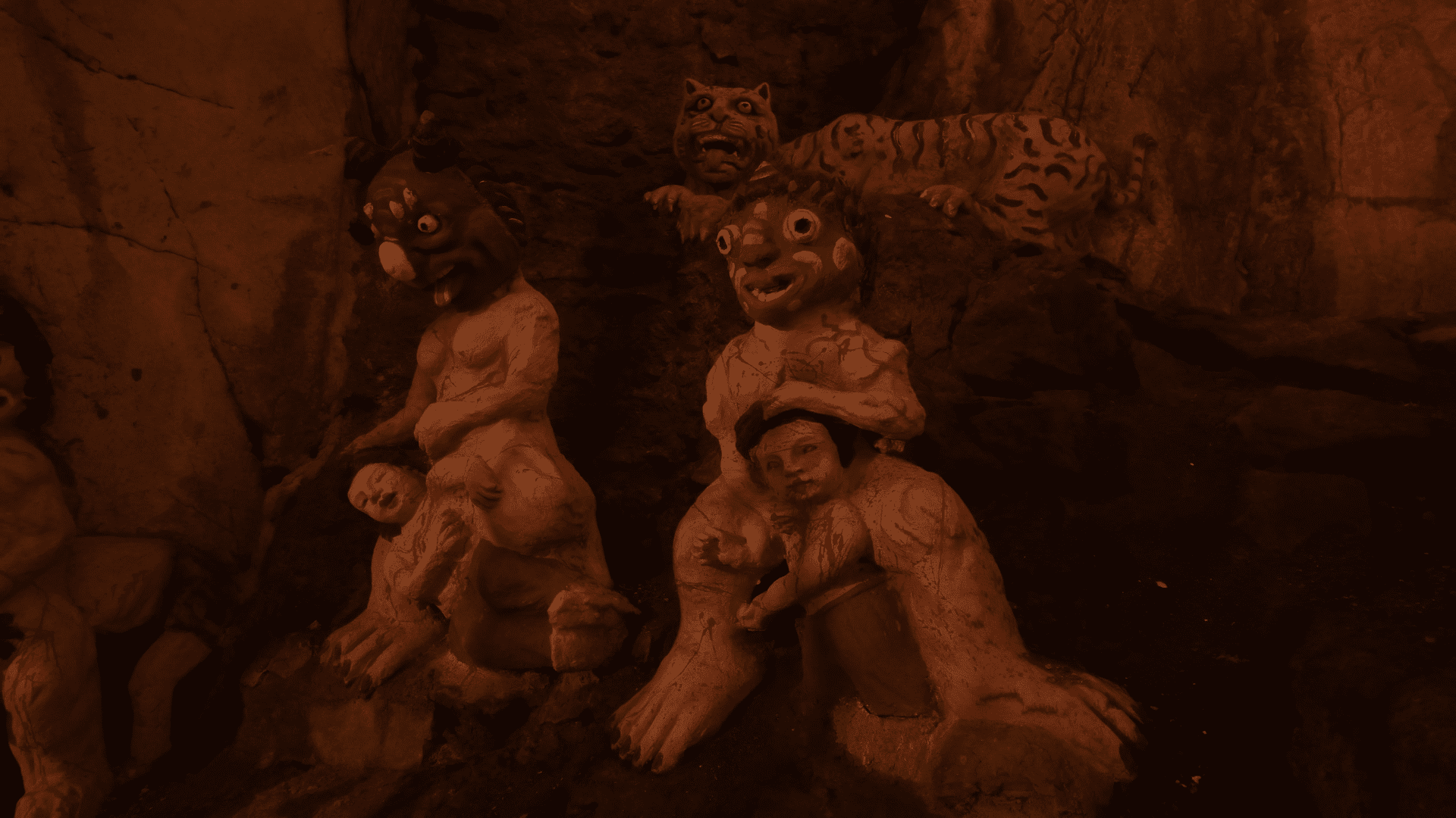 Am Phu Cave Da Nang stone carvings Marble Mountains