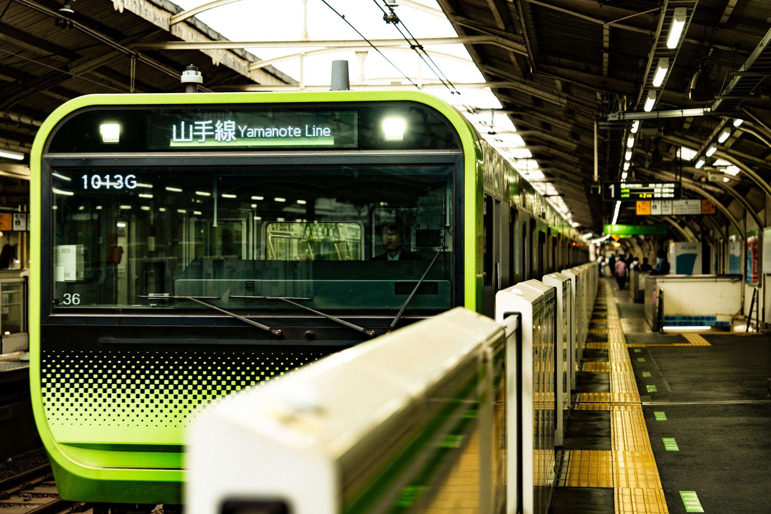 Getting from Narita to Tokyo by train on a 7 day Japan itinerary