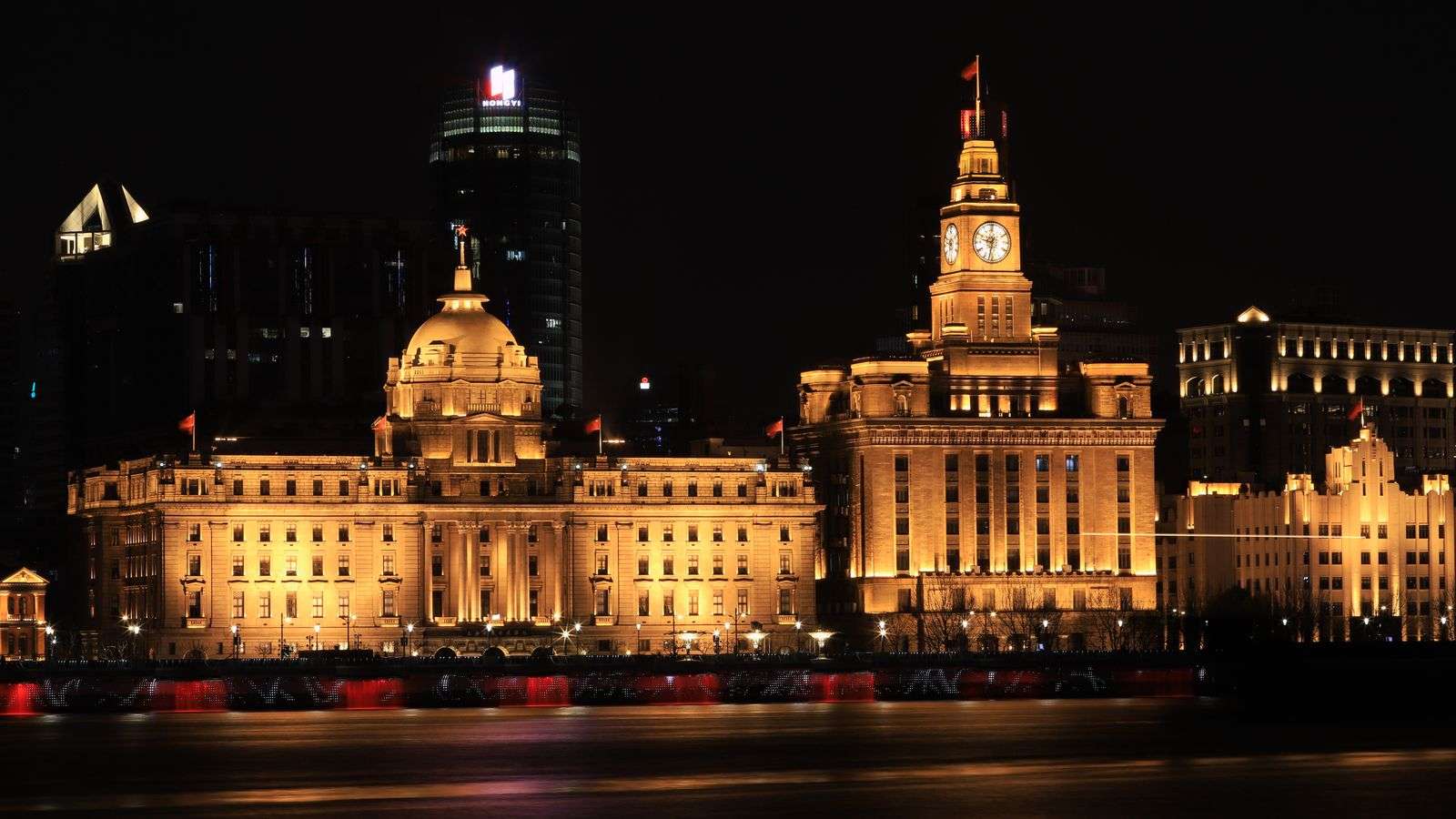 Shanghai Bund waterfront lit up at night during a China 240-hour visa-free transit stay